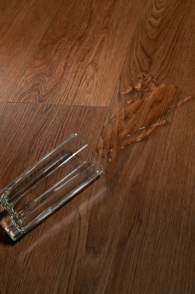 15EX11 Кварцвинил замковый STRONG STEP Эксперт 181x1220x5 Шоколад