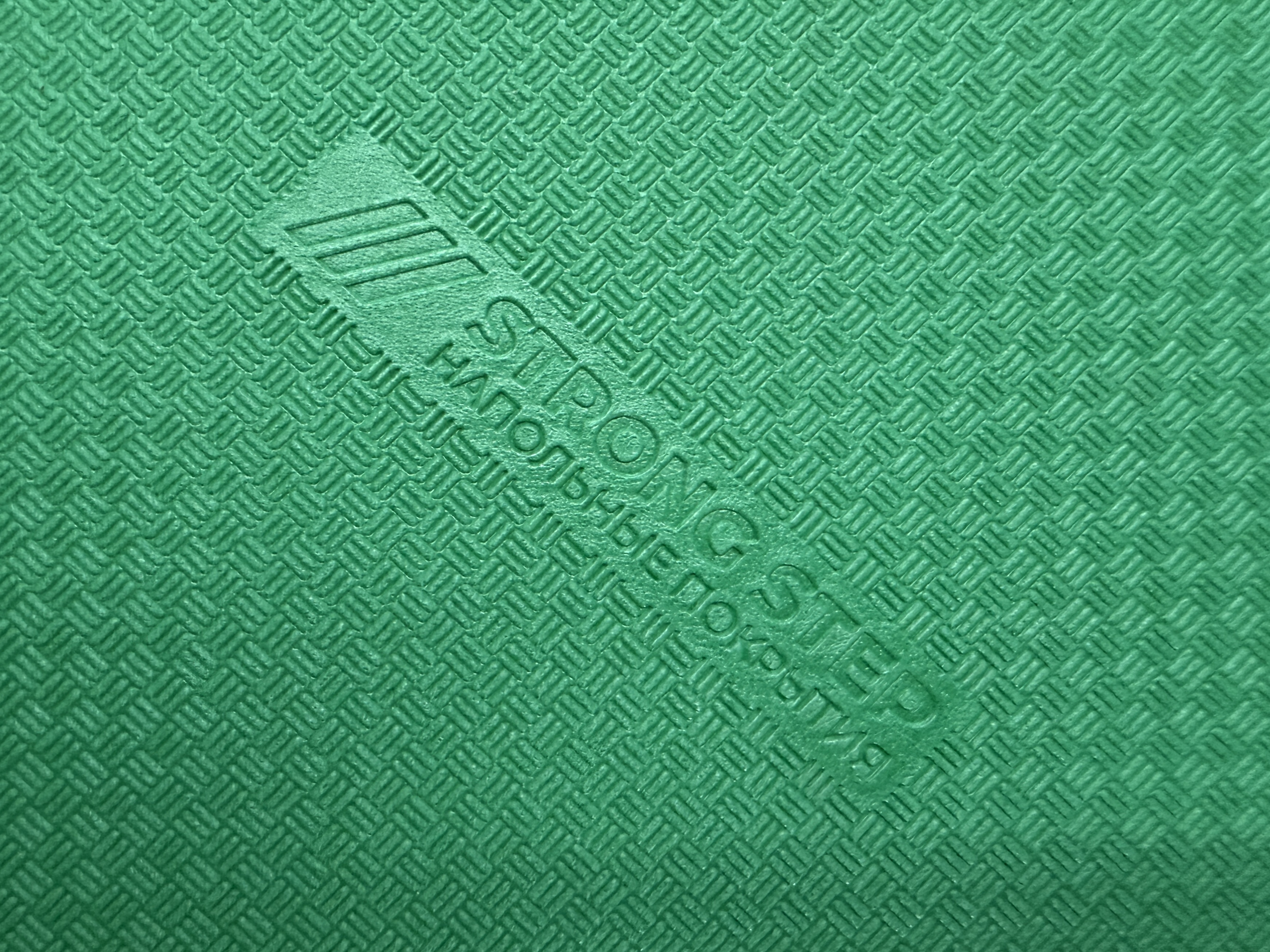 IXPE-01 Подложка рулонная для кварцвинила STRONG STEP IXPE Green 1,5 мм