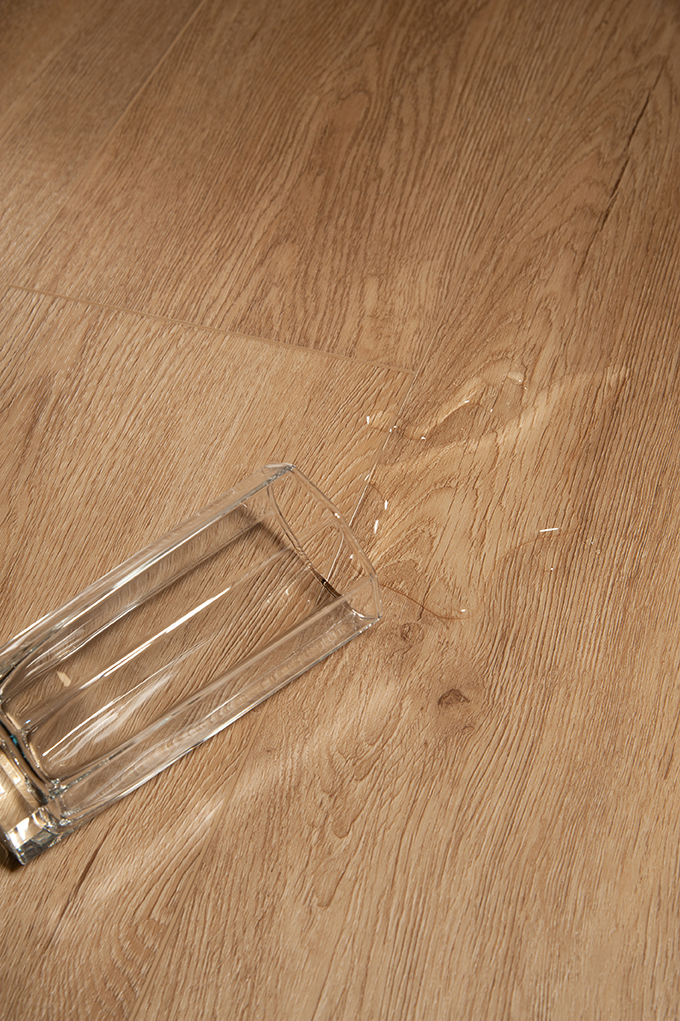 14CM05 Кварцвинил замковый STRONG STEP Комфорт 181x1220x4,2 Янтарь