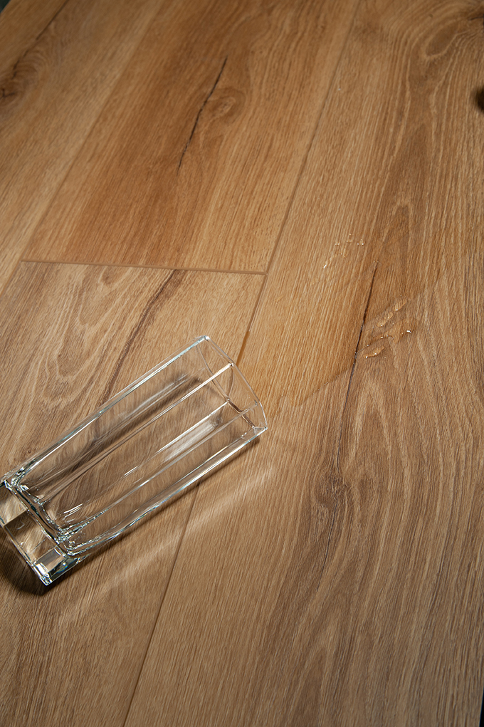 15EX12 Кварцвинил замковый STRONG STEP Эксперт 181x1220x5 Шале